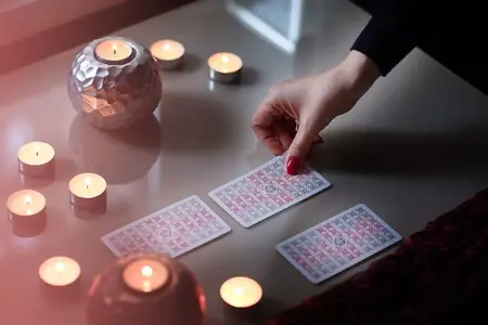 tarot card reading 450x300